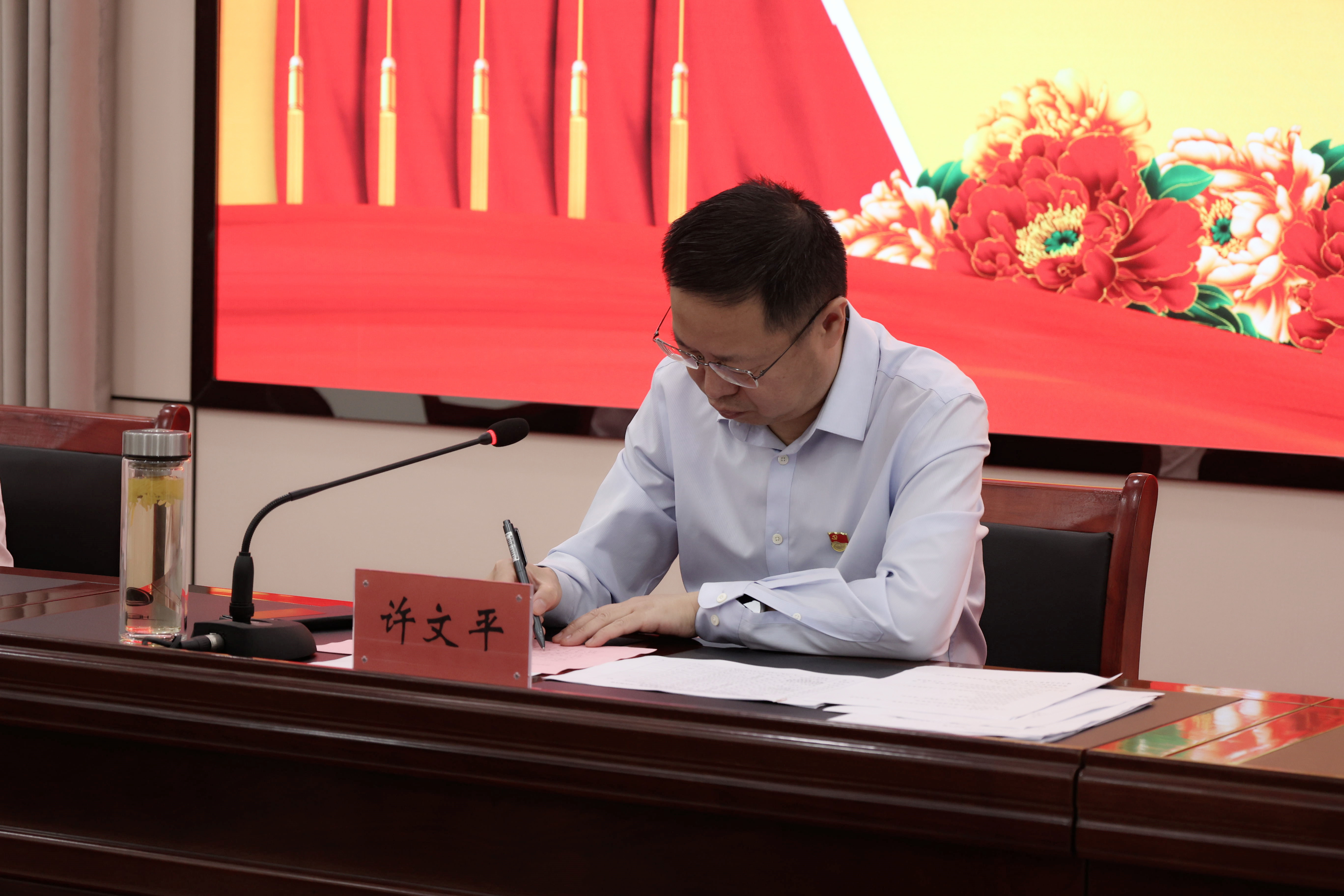 2N7A2889_看图王.jpg 2N7A2889_看图王.jpg